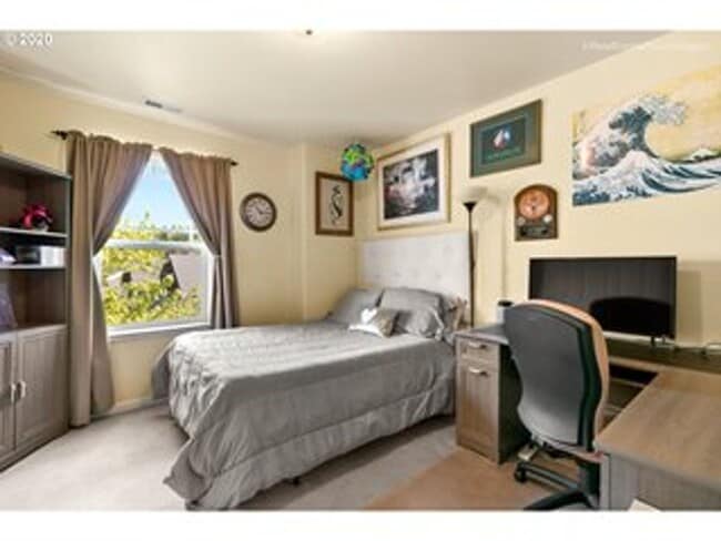 Building Photo - 2 Bedroom Townhome in Gated Fairview Terrace!