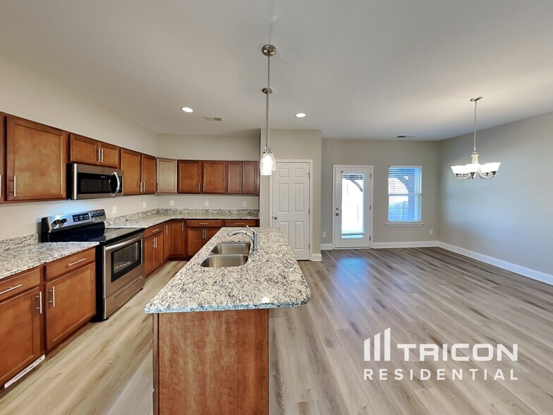 Building Photo - 124 Auxley Ct