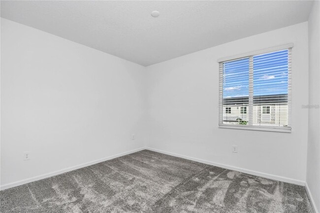 Building Photo - 121 Bogey Dr