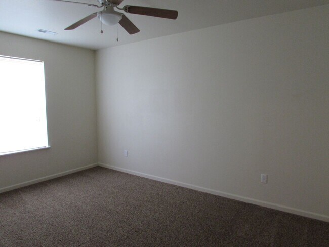 Building Photo - 20900 Hartsburg Ln