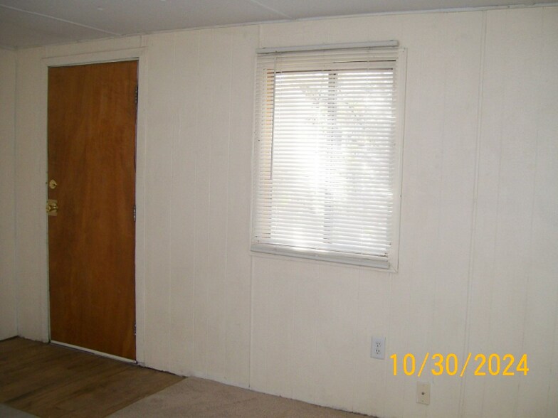 Building Photo - 430 N C St