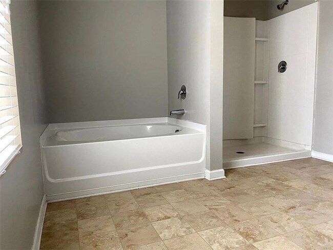 Building Photo - 3110 Boxwood Crossing