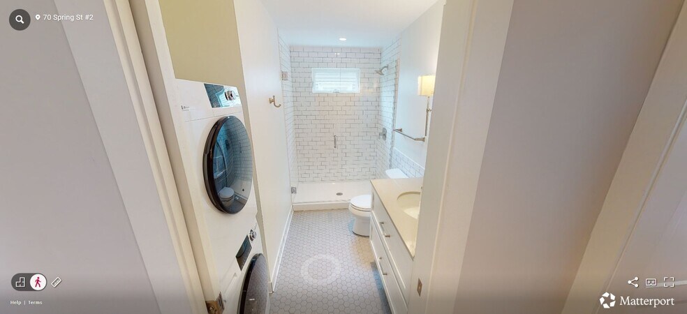 Building Photo - 75 Spring St