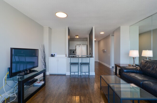 Building Photo - 405 N Wabash Ave