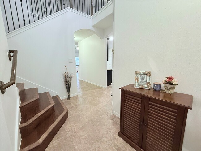 Building Photo - 30515 Woodson Trace Dr