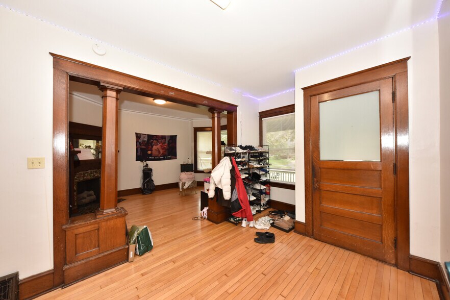 Entrance View 3 - 2855 N Murray Ave