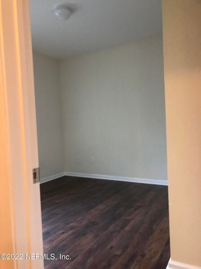 Building Photo - 4990 Key Lime Dr
