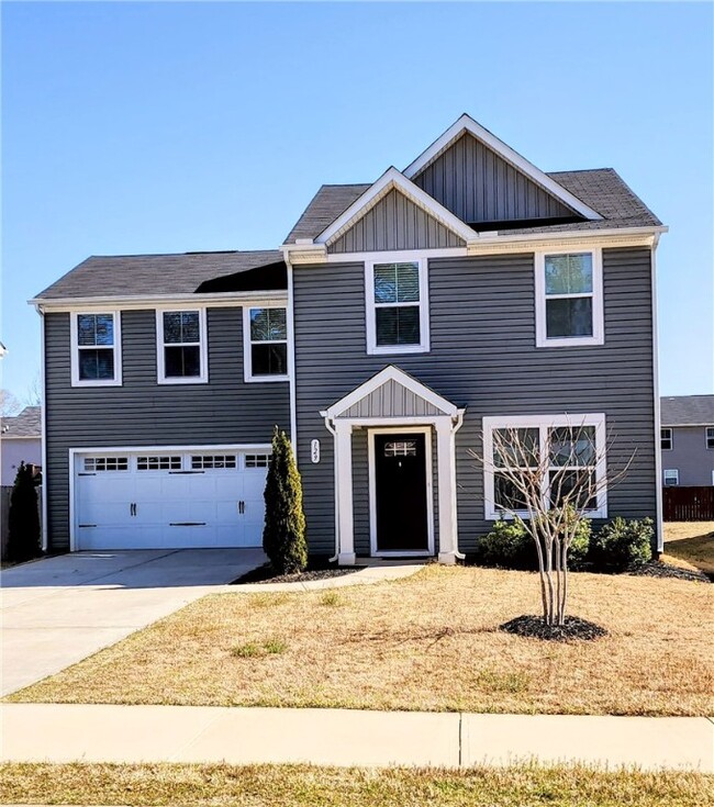 Primary Photo - 129 Queens Mill Ct