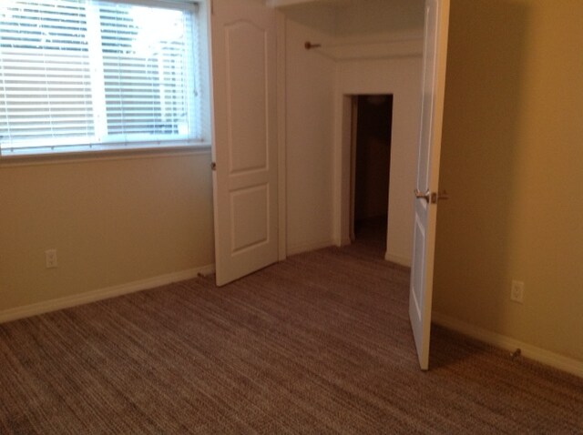 Building Photo - 4023 Bluff View Way