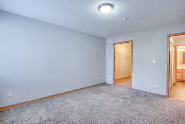 Building Photo - 154 Bertram Dr