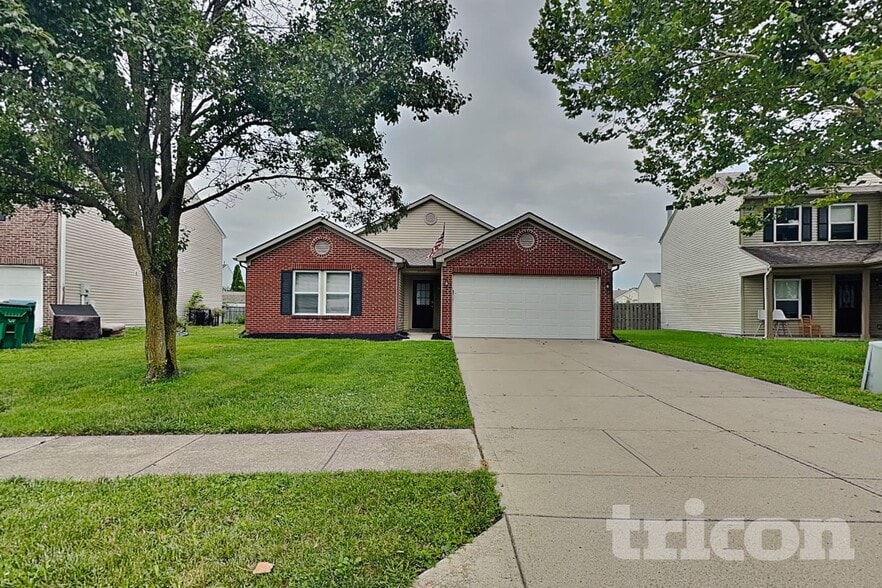Primary Photo - 5753 N Jamestown Dr