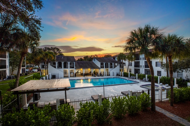 Building Photo - Westshore Crossing