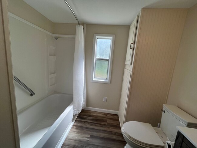 Building Photo - Nicely Remodeled 2 Bedroom, 1 Bathroom Manufactured home on 1 acre