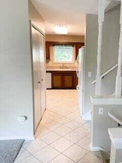 Building Photo - 1745 David Ct