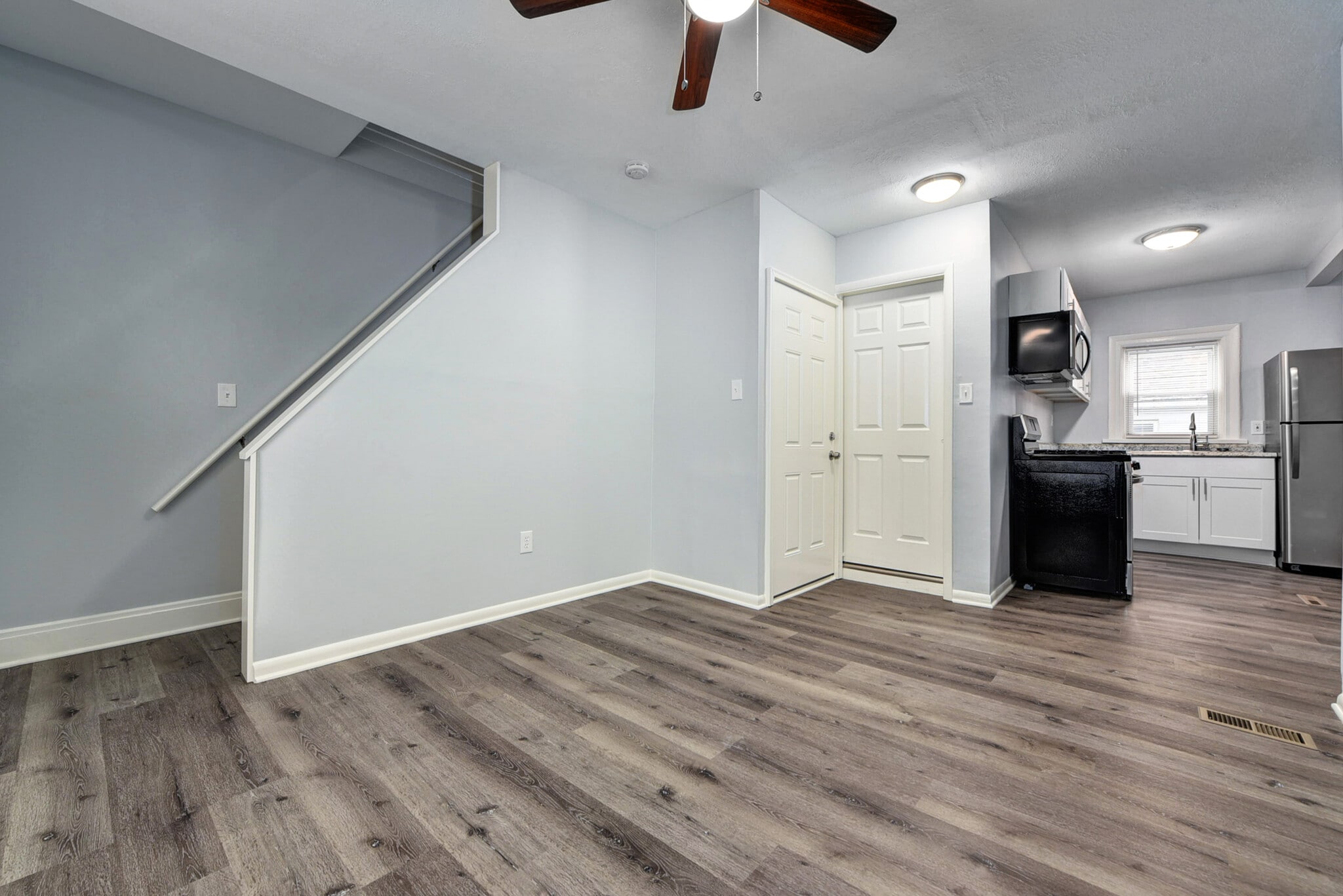 Building Photo - 2050 Robin St