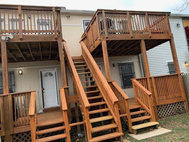 Building Photo - 1713 W Virginia Ave NE