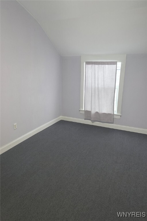 Building Photo - 143 Tyler St