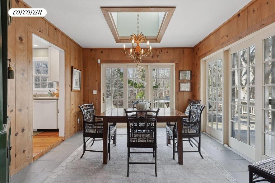 Building Photo - 17 Deep Woods Ln