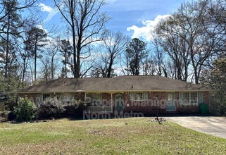 Building Photo - 1273 Becket Dr NE