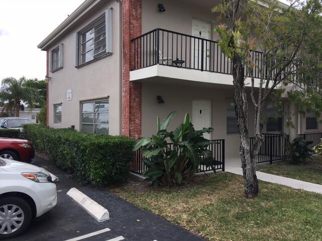 Building Photo - 1210 Old Boynton Road