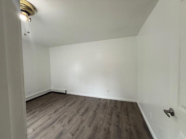 Building Photo - 687 Jersey Ave