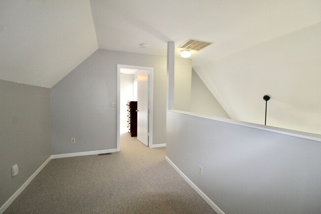 Building Photo - 1348 Hunters Rd