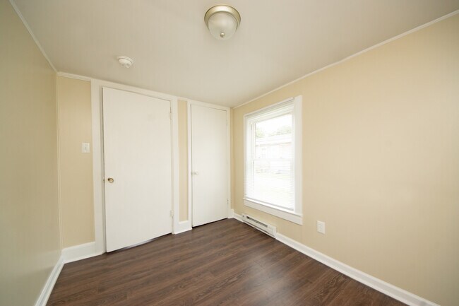 Building Photo - 500 Torrence Ave
