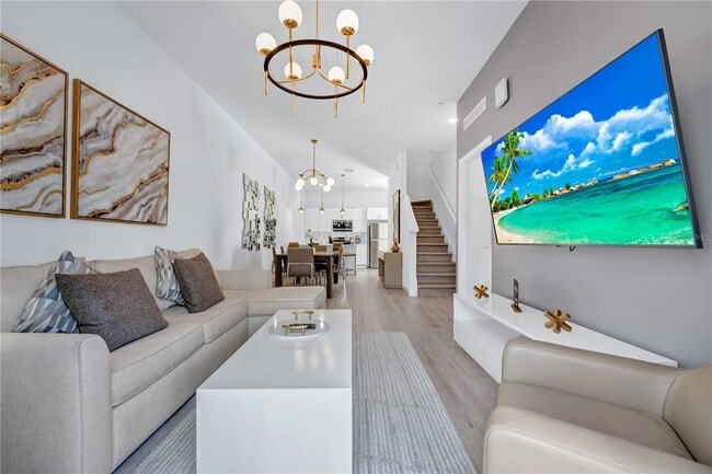 Building Photo - 513 Famagusta Dr