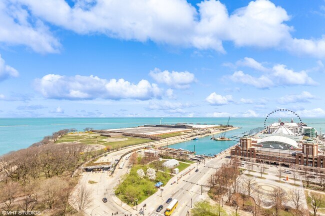 Building Photo - 505 N Lake Shore Dr