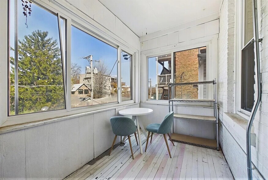 Your porch! - 2330 W Palmer St