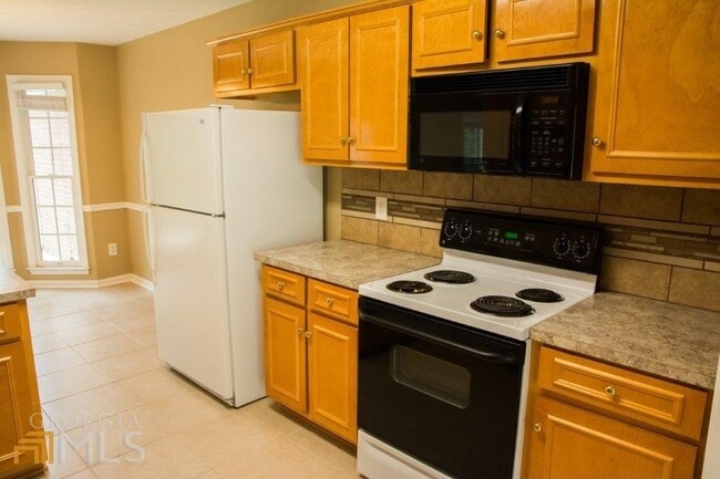 Building Photo - 8037 Creekland Dr