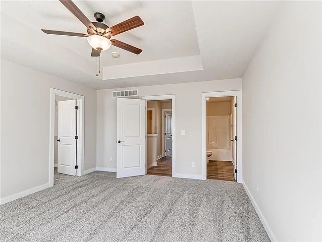 Building Photo - 6941 Holly Ct