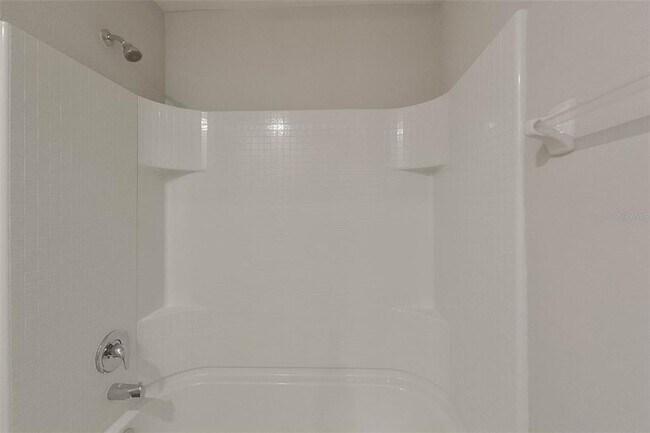 Building Photo - 8611 SW 44th Ct