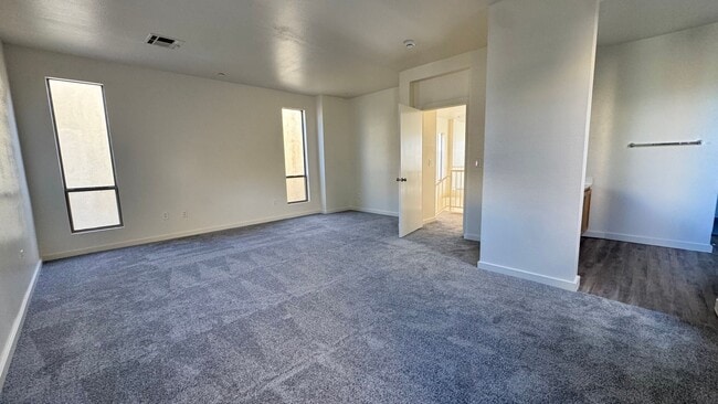 Building Photo - Clean & Comfortable Home in North Las Vegas
