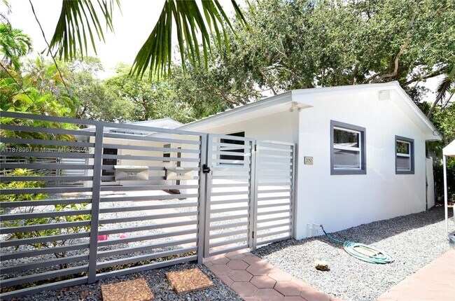 Building Photo - 3050 Virginia St