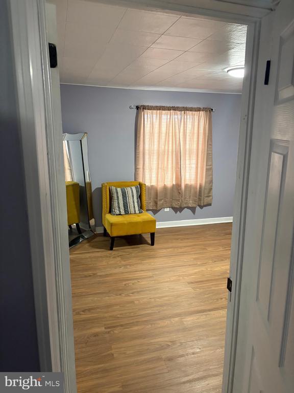 Building Photo - 657 Pine Hill St