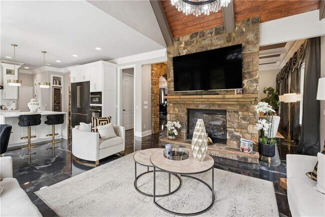Building Photo - 2660 Springbluff Ct NE