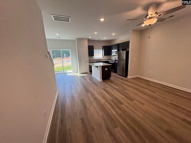 Building Photo - 2036 Armada Rd
