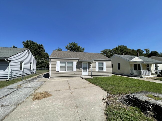 Primary Photo - 4137 N 63rd St