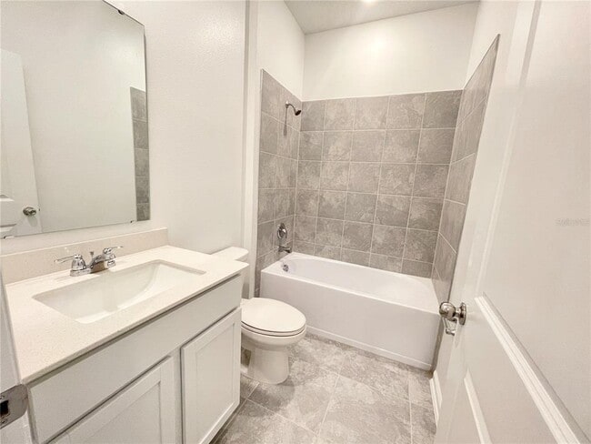 Building Photo - 1424 Brentwood Dr