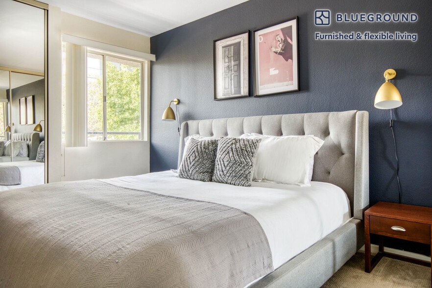 Building Photo - 1626 Malcolm Ave