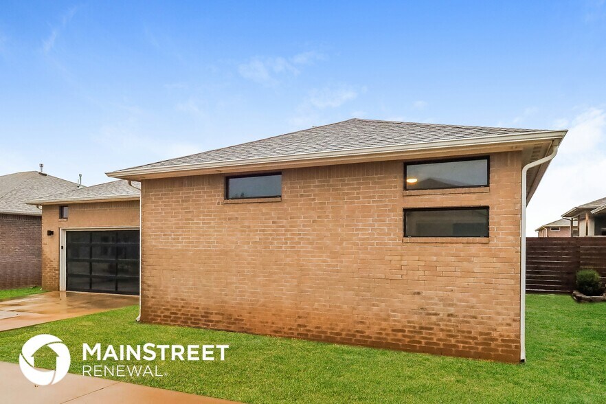 Building Photo - 11217 Paradise Out Ln