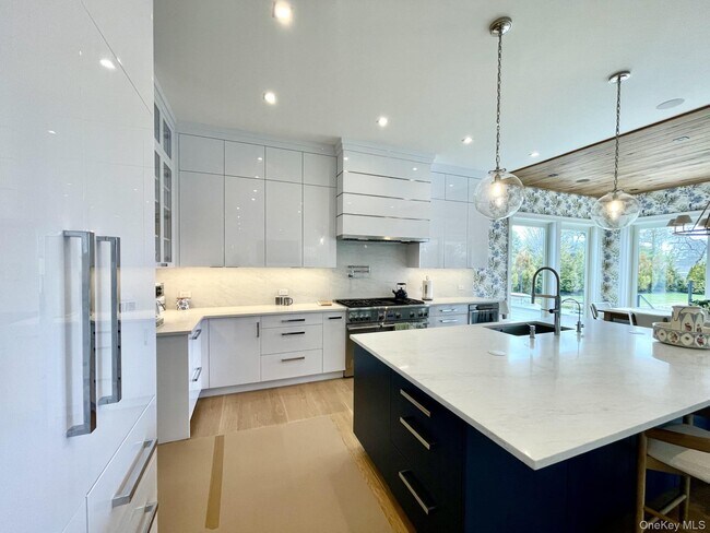 Building Photo - 59 Shinnecock Hills Rd