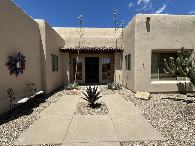 Building Photo - 16228 E Bajada Dr