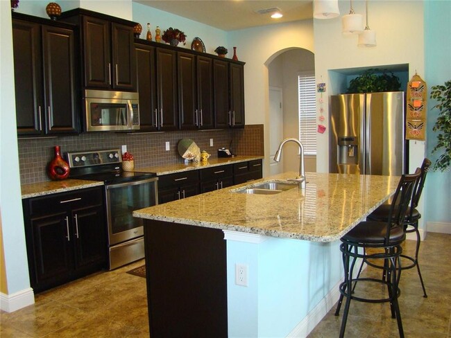 Building Photo - 11428 Quiet Forest Dr
