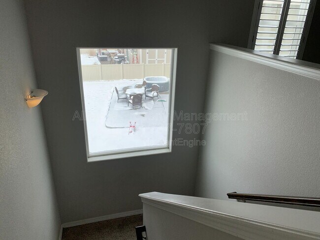 Building Photo - 8885 Vanderwood Rd