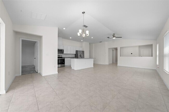 Building Photo - 9061 Oscraft Dr