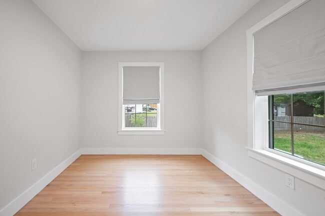 Building Photo - 19 Whitehorse Rd