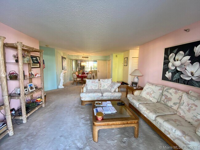 Building Photo - 3530 Mystic Pointe Dr