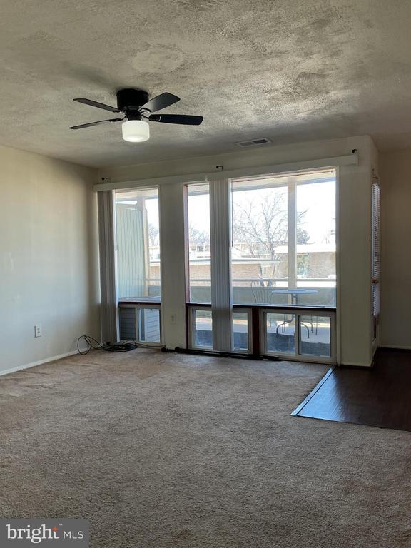 Building Photo - 7246 Donnell Pl